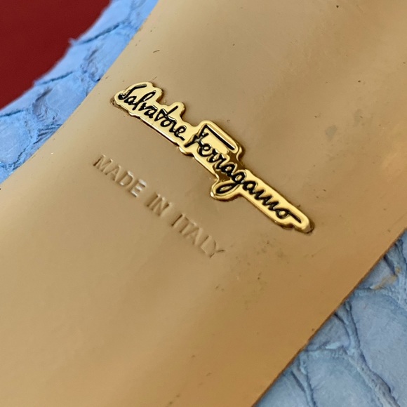 Salvatore Ferragamo Susi Snakeskin Pumps - Picture 9 of 10